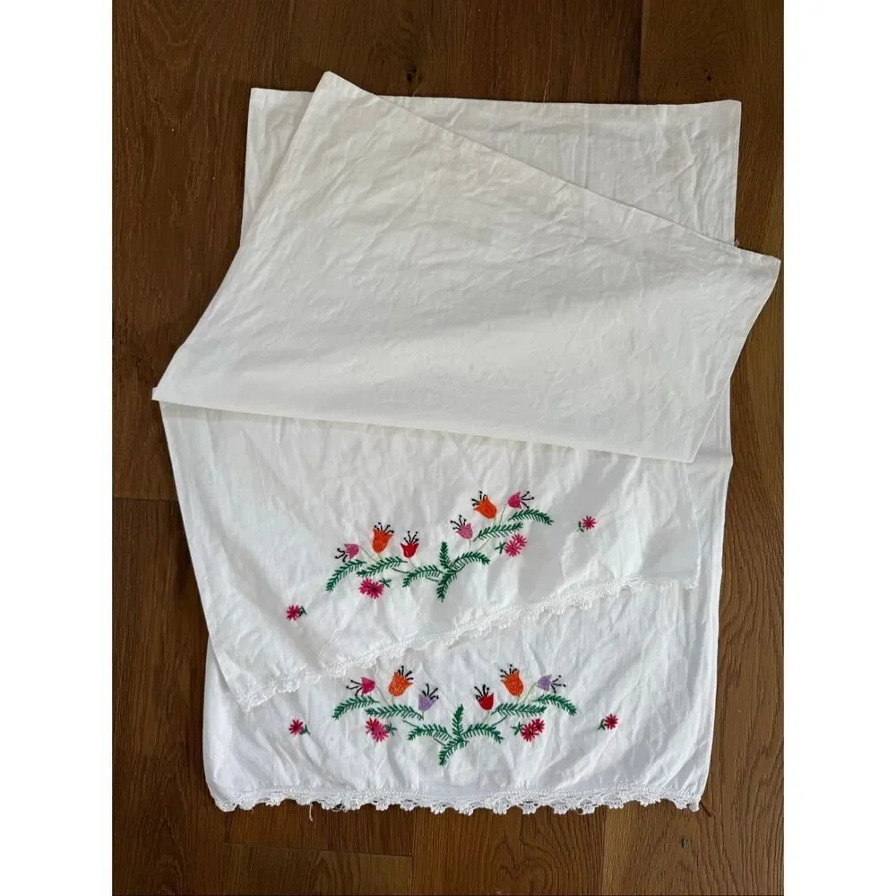 2 Vintage Queen Size Pillowcases Red Orange Pink Green Tulip Lace Detail